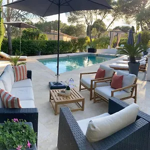 A L'etage Avec Piscine Proche Bord De Ferienhaus Saint-Raphaël
